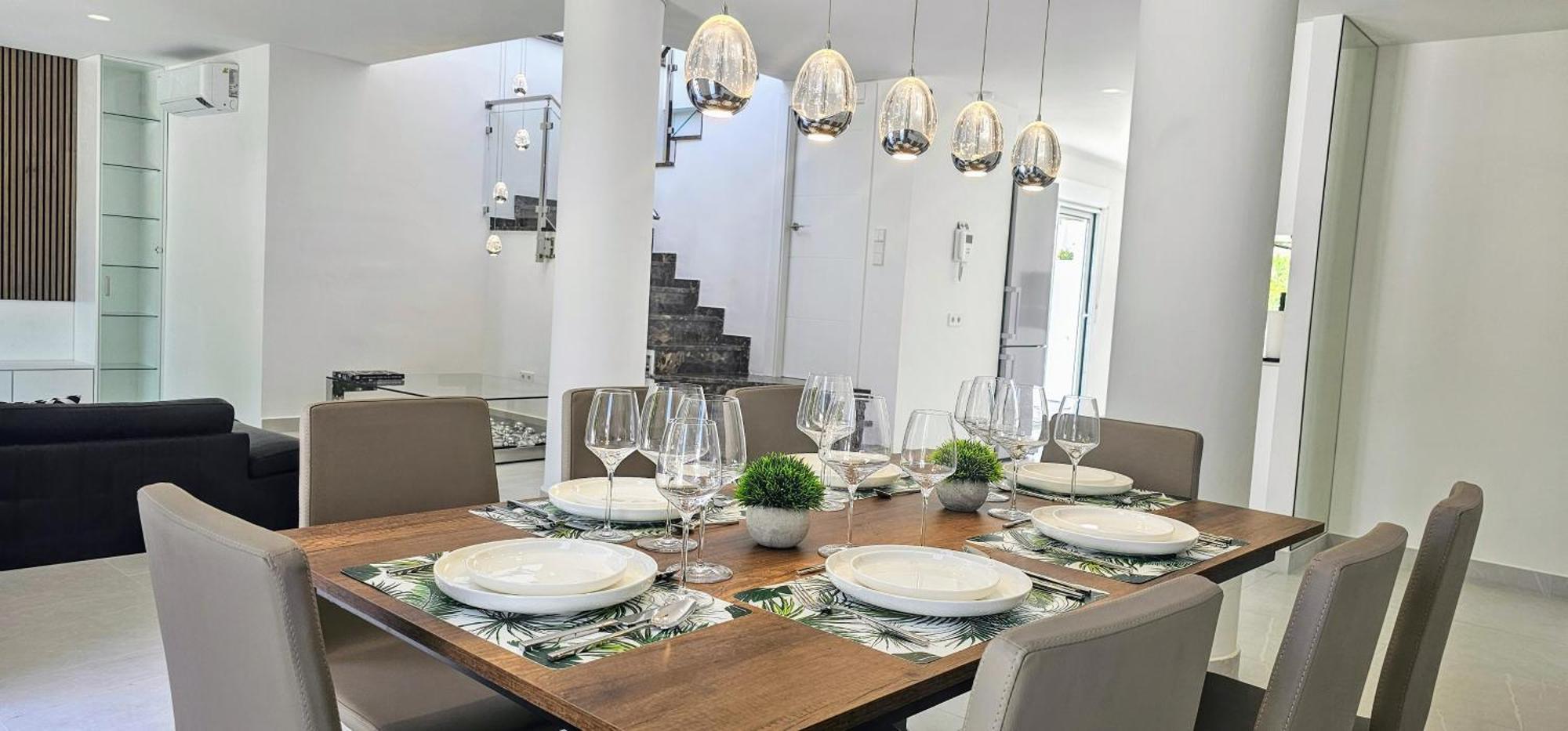 Villa 6 Bedrooms New Luxury With Private Pool And Jacuzzi Marbella